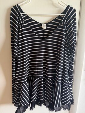 We The Free Black and White Striped V-Neck Peplum Lace-Hem Top
